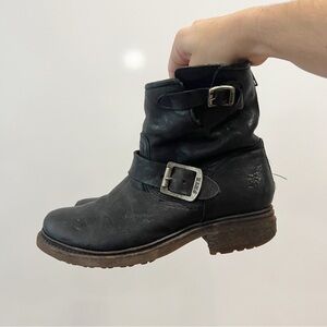 Frye Valerie 4015 Black Leather Sheepskin Motorcycle Engineer Ankle Boots